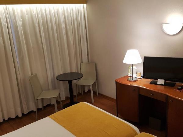 Hotel 3K Madrid : photo 4 de la chambre chambre lits jumeaux