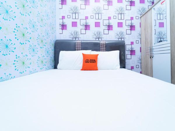 KoolKost At Menceng Raya - Minimum Stay 30 Nights : photo 1 de la chambre chambre double standard