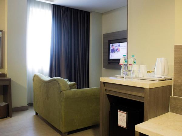 BW Kemayoran Hotel & Convention Powered by Archipelago : photo 8 de la chambre suite junior lit king-size - non-fumeurs