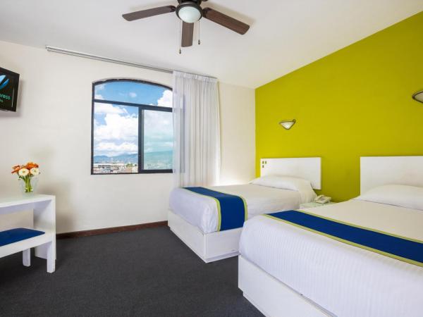 Vista Express Morelia by Arriva Hospitality Group : photo 1 de la chambre chambre triple standard