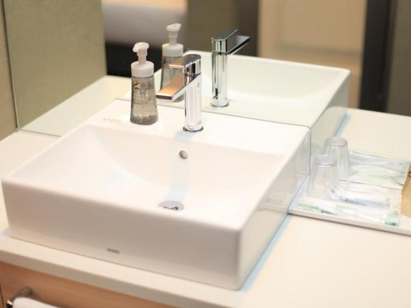 Urban Hotel Kyoto Shijo Premium : photo 7 de la chambre chambre lits jumeaux deluxe