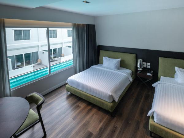 S Ram Leisure Hotel SHA PLUS : photo 3 de la chambre chambre lits jumeaux - vue sur piscine