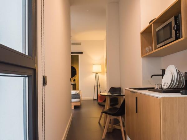 Welldone Quality - Crystal pool : photo 2 de la chambre chambre double premium