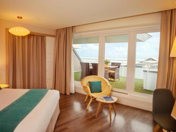 Hôtel Le B d'Arcachon by Inwood Hotels : photo 1 de la chambre chambre double deluxe avec balcon - vue sur mer