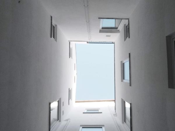 Tric Trac Hostel : photo 4 de la chambre chambre quadruple avec salle de bains privative