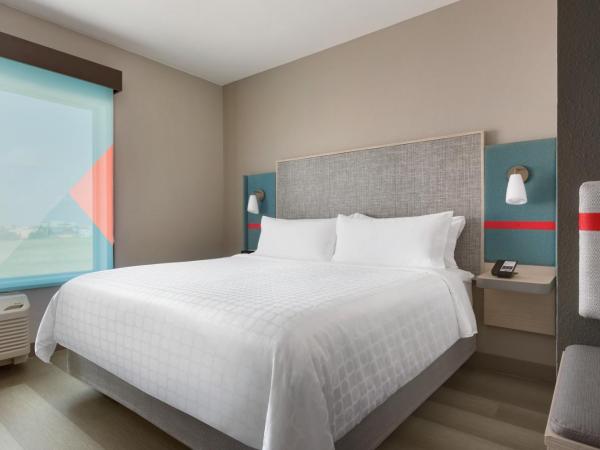 avid hotels - Orlando International Airport, an IHG Hotel : photo 5 de la chambre chambre lit king-size standard