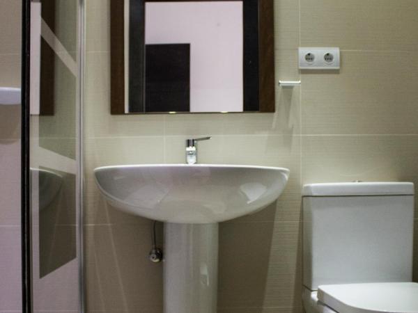 The Lights Hostel : photo 8 de la chambre lit dans dortoir mixte de 4 lits