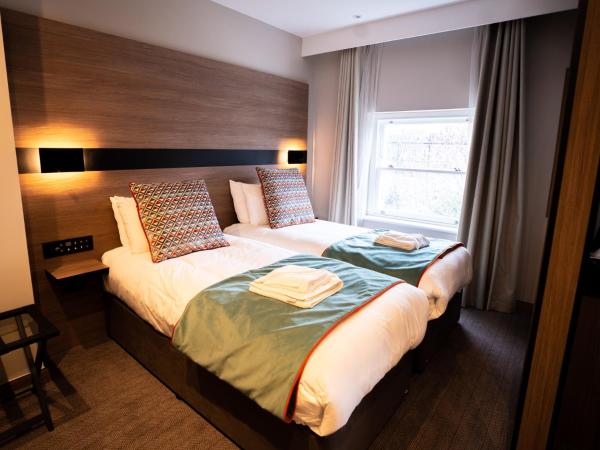 Merit Kensington Hotel : photo 6 de la chambre chambre quadruple supérieure