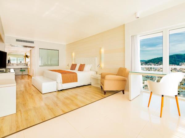 Rio Othon Palace : photo 2 de la chambre chambre lit king-size - vue sur mer