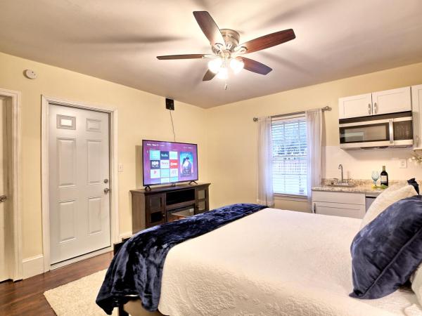 Relaxing, Comfortable, Private Bedroom : photo 4 de la chambre studio lit queen-size de luxe 