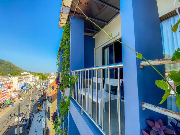 Sino Inn Phuket Hotel - SHA Plus : photo 1 de la chambre chambre double standard avec balcon 