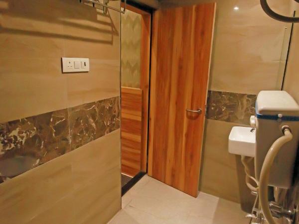 Hotel Al Madina palace : photo 7 de la chambre chambre familiale