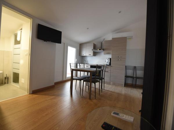 Vista Sui Sassi Guest House : photo 7 de la chambre family suite with terrace and view