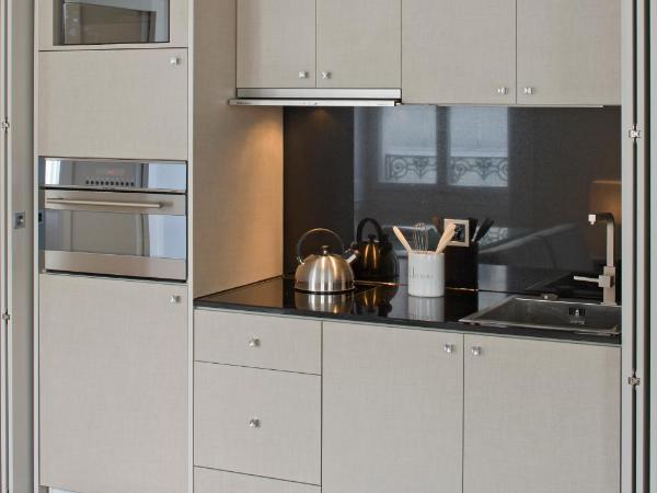 Swiss Luxury Apartments : photo 8 de la chambre appartement supérieur 1 chambre avec climatisation