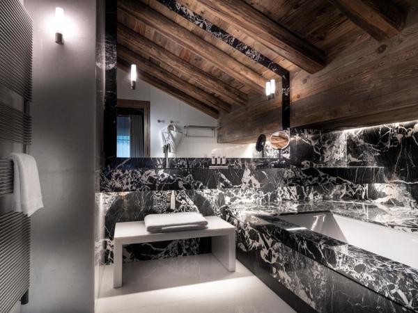 Armancette - The Leading Hotels of the World : photo 2 de la chambre suite junior – vue sur montagne