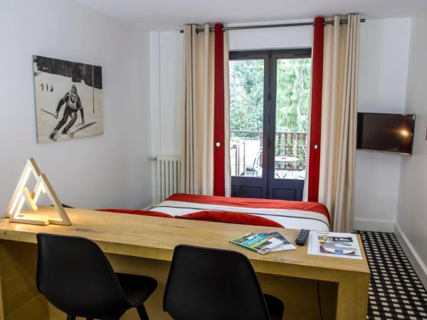 Hôtel Mir : photo 3 de la chambre chambre double supérieure