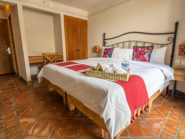 Puerta San Pedro : photo 3 de la chambre petite chambre double