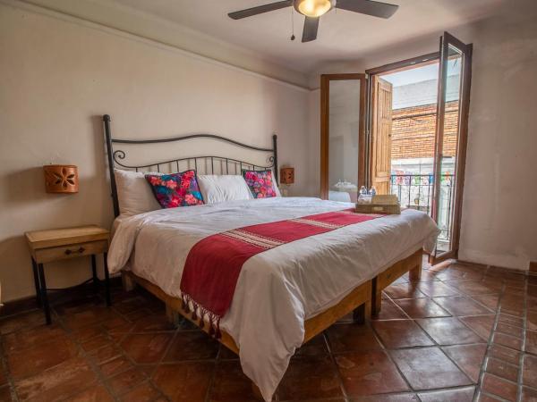 Puerta San Pedro : photo 1 de la chambre petite chambre double