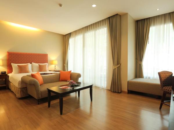 Le Patta Hotel Chiang Rai SHA Extra Plus : photo 1 de la chambre suite - vue sur piscine