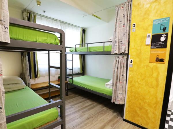 Yesinn @YMT : photo 2 de la chambre chambre quadruple avec lits superposés et salle de bains privative