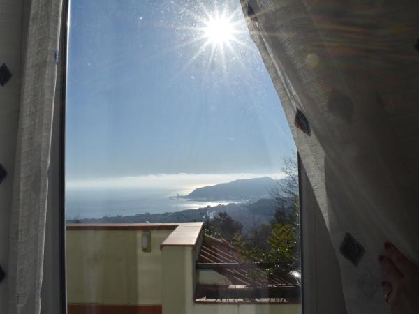 B&B Villa Paola : photo 3 de la chambre chambre double deluxe - vue sur mer