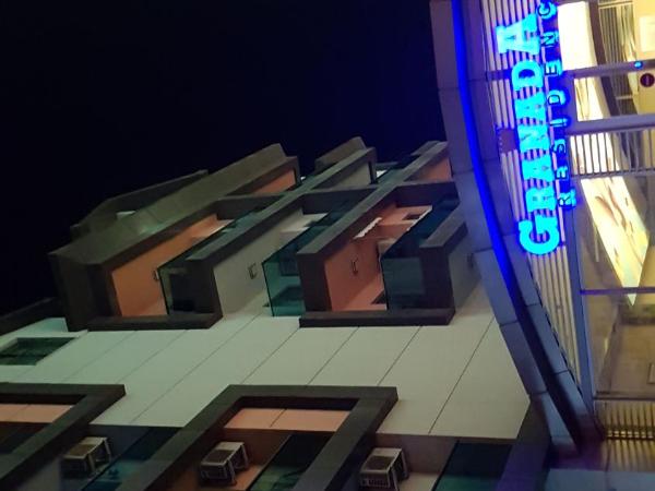 Granada City Alanya Luxury Appartment 800м от пляжа Клеопатра : photo 4 de la chambre appartement avec balcon