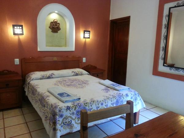 Hotel Casa Arnel : photo 2 de la chambre chambre double