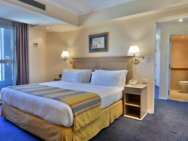 Holiday Inn Cordoba, an IHG Hotel : photo 3 de la chambre suite lit king-size avec canapé-lit