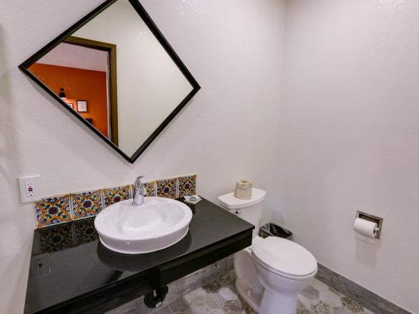 The Greens Hotel on Stockton : photo 3 de la chambre chambre lit king-size deluxe