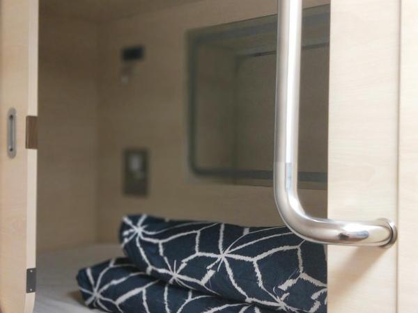 PodBed Coogee Beachside : photo 2 de la chambre pod in female dormitory (18-35 age only)