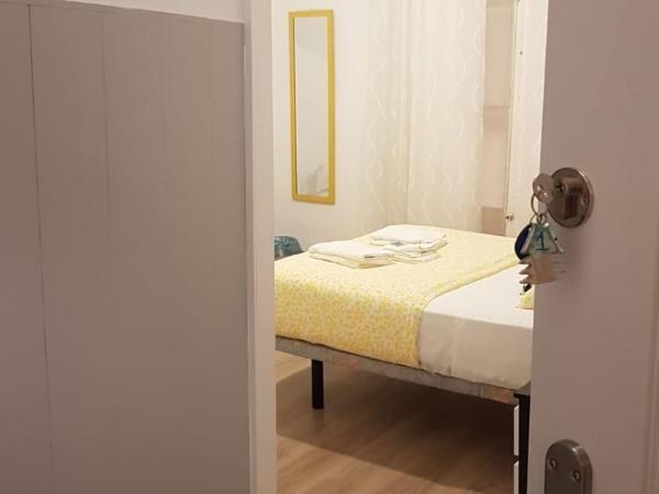 Pensión Cádiz : photo 5 de la chambre chambre double avec salle de bains privative