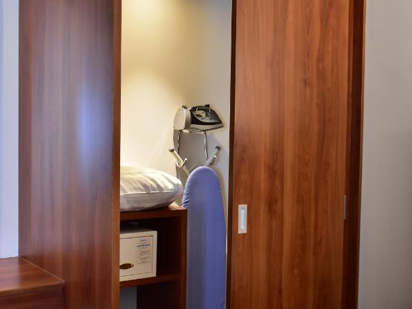 Hotel Guadalajara Plaza Ejecutivo : photo 4 de la chambre suite deluxe avec lit king-size