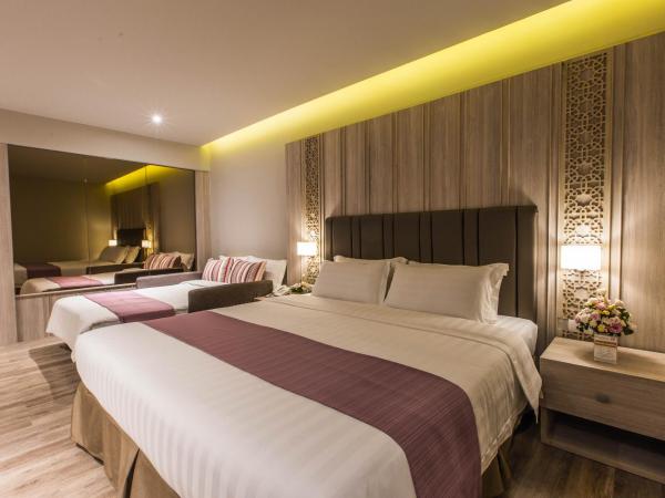 S.D. Avenue Hotel : photo 4 de la chambre chambre triple