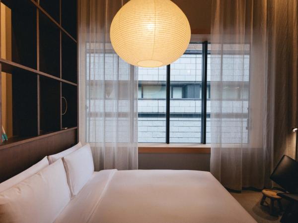 Hotel K5 : photo 5 de la chambre studio avec douche et mezzanine