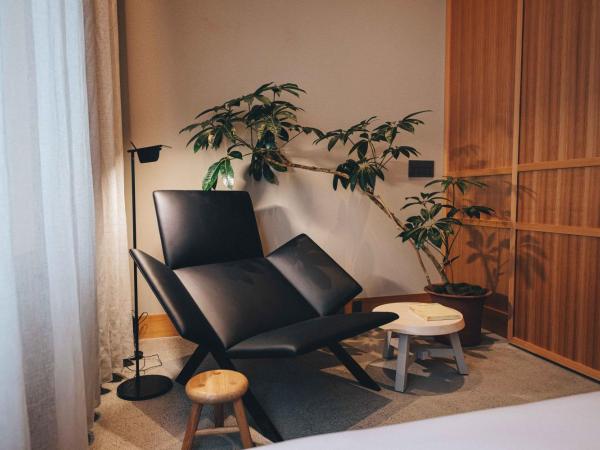 Hotel K5 : photo 2 de la chambre studio avec douche