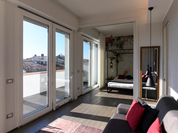 B&B The Attico : photo 2 de la chambre suite junior avec terrasse