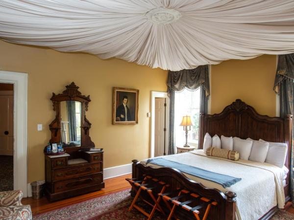 Eliza Thompson House, Historic Inns of Savannah Collection : photo 5 de la chambre chambre r. bruce lit king-size de luxe - maison principale