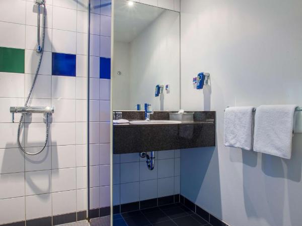 Park Inn by Radisson Frankfurt Airport : photo 4 de la chambre chambre standard