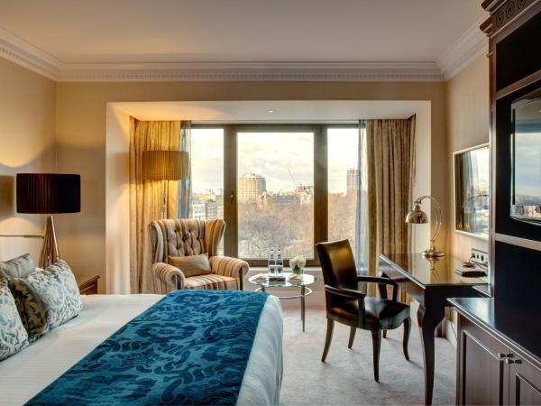 InterContinental London Park Lane, an IHG Hotel : photo 4 de la chambre chambre lit king-size premium - vue sur parc