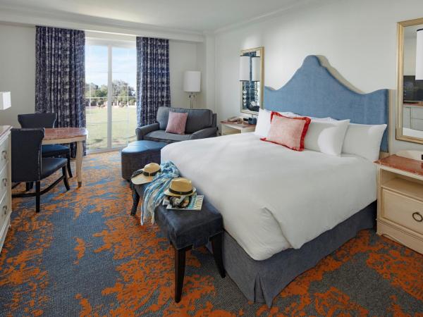 Universal's Loews Portofino Bay Hotel : photo 2 de la chambre chambre lit king-size deluxe (coupe file universal express unlimited gratuit inclus)