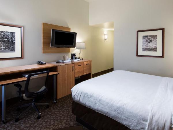 Holiday Inn Savannah Historic District, an IHG Hotel : photo 4 de la chambre chambre lit king-size standard