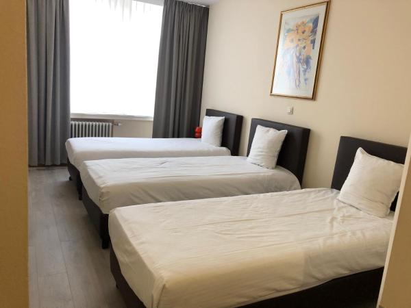 Slina Hotel Brussels : photo 4 de la chambre chambre triple