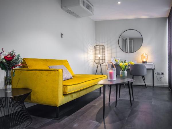 Hôtel Couvent du Franciscain Centre ville : photo 9 de la chambre chambre triple