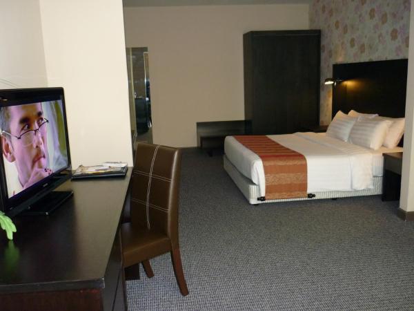 Tower Regency Hotel & Apartments : photo 1 de la chambre chambre lit king-size exécutive