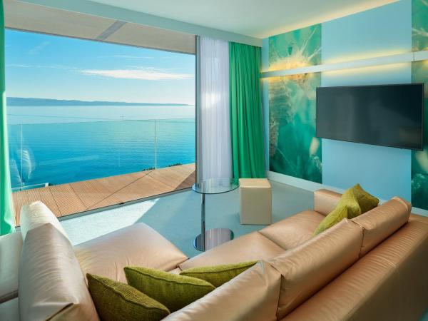 Radisson Blu Resort & Spa : photo 3 de la chambre suite junior avec balcon - vue sur mer