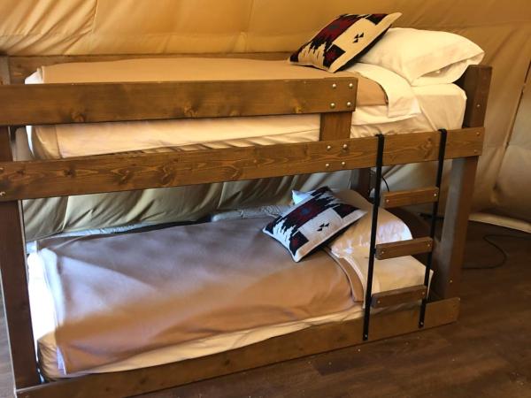 Orr Family Farm & RR, LLC : photo 10 de la chambre tipi