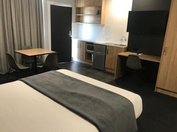 Frewville Motor Inn : photo 2 de la chambre suite familiale