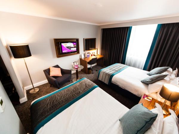 Crowne Plaza Leeds, an IHG Hotel : photo 5 de la chambre chambre standard avec 2 lits queen-size