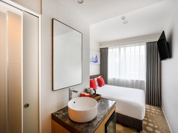 ibis Melbourne Central : photo 4 de la chambre petite chambre lit queen-size
