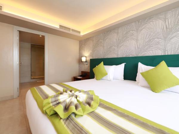 Kenzi Rose Garden : photo 4 de la chambre suite junior - vue sur piscine